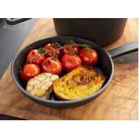 Campfire Pre Seasoned Saucepan with Skillet Lid 2.3 Qt image